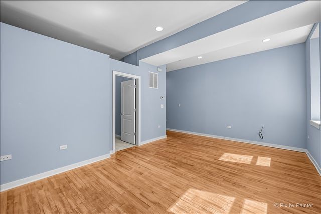 1347 N Greenview Avenue 1F, Chicago, IL 60642