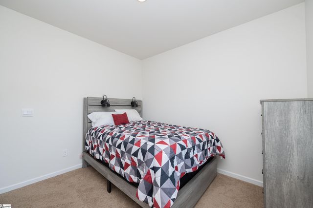 1924 Hunters Run Circle, Woodruff, SC 29388