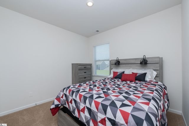 1924 Hunters Run Circle, Woodruff, SC 29388