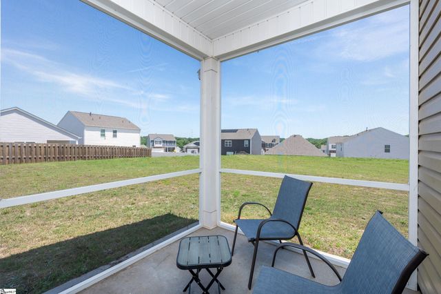 1924 Hunters Run Circle, Woodruff, SC 29388