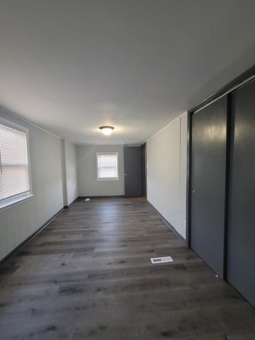 2734 Cleveland Street, Hammond, IN 46323