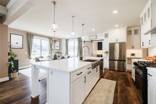 18 Giovanni Lane, Parma, NY 14468