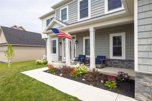 18 Giovanni Lane, Parma, NY 14468