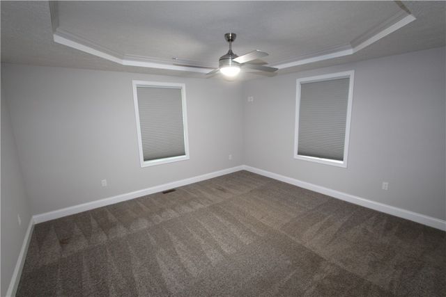 1003 Laurel Hill Dr, West Homestead, PA 15120