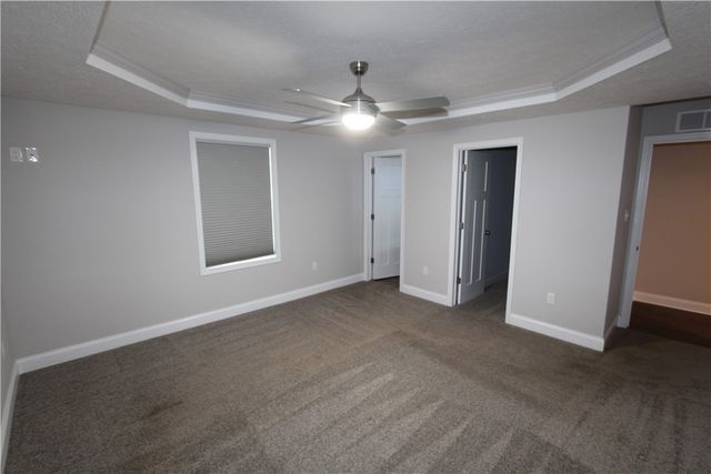 1003 Laurel Hill Dr, West Homestead, PA 15120