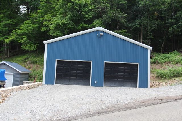 1003 Laurel Hill Dr, West Homestead, PA 15120