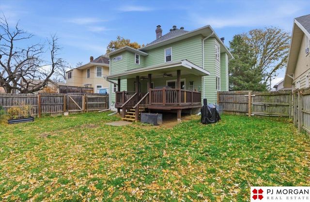 2806 S 33rd Street, Omaha, NE 68105