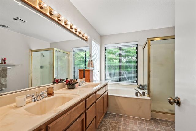 2022 Roaring Camp Dr, Gold River, CA 95670