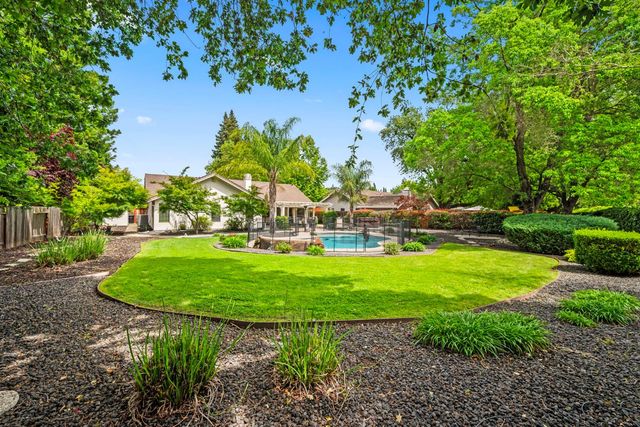 2022 Roaring Camp Dr, Gold River, CA 95670