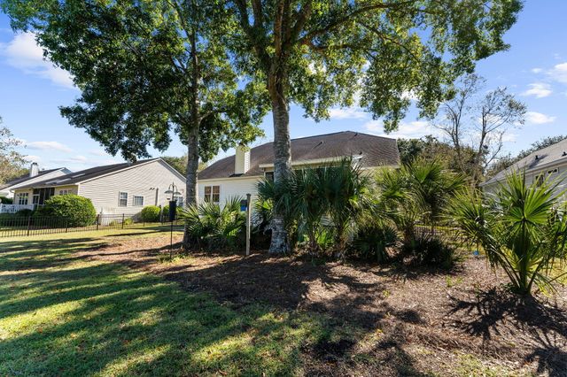 1259 Palmetto Peninsula Drive, Mount Pleasant, SC 29464