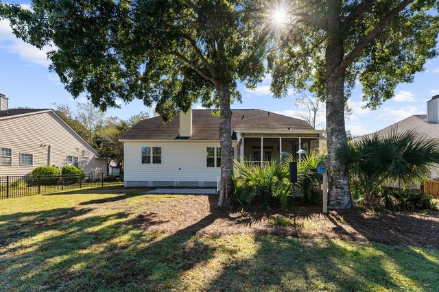 1259 Palmetto Peninsula Drive, Mount Pleasant, SC 29464