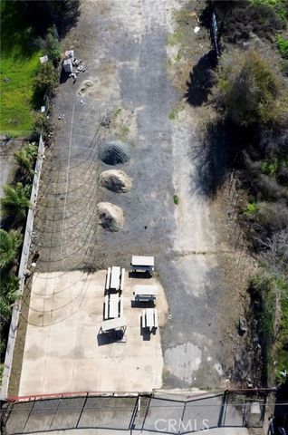 21321 Cajalco, Perris, CA 92570