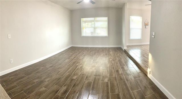 115 S LAKE PLEASANT ROAD, Apopka, FL 32703