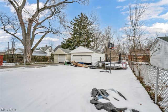 3301 W 122nd Street, Cleveland, OH 44111