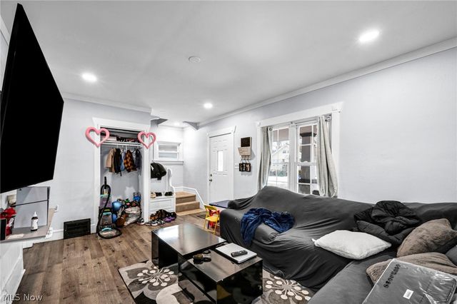 3301 W 122nd Street, Cleveland, OH 44111