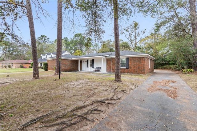 6158 St Gallen N Avenue, Mobile, AL 36608