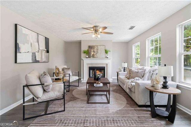 405 Plantation Way, Woodstock, GA 30188