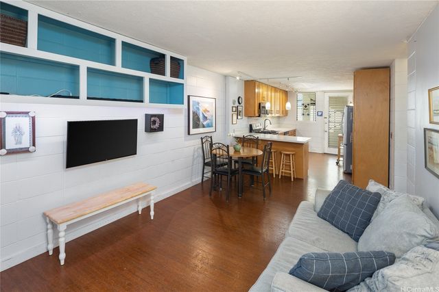 3131 Pualei Circle 1, Honolulu, HI 96815