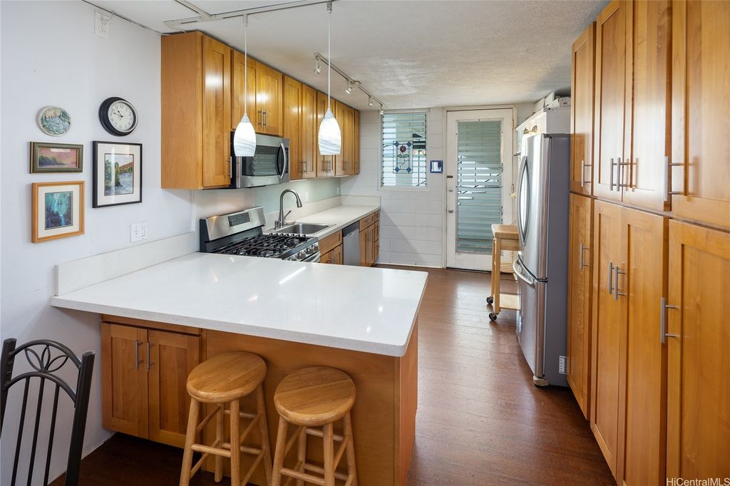 3131 Pualei Circle 1, Honolulu, HI 96815