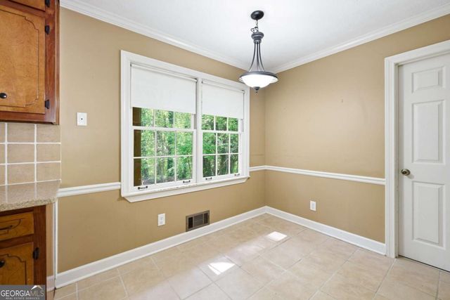 1407 Ridgewood Drive SW, Lilburn, GA 30047