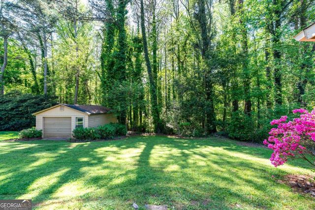 1407 Ridgewood Drive SW, Lilburn, GA 30047