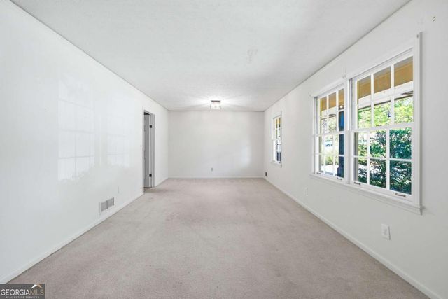 1407 Ridgewood Drive SW, Lilburn, GA 30047