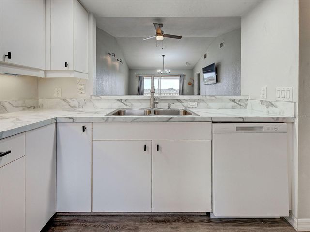 5800 SABAL TRACE DRIVE 606, North Port, FL 34287