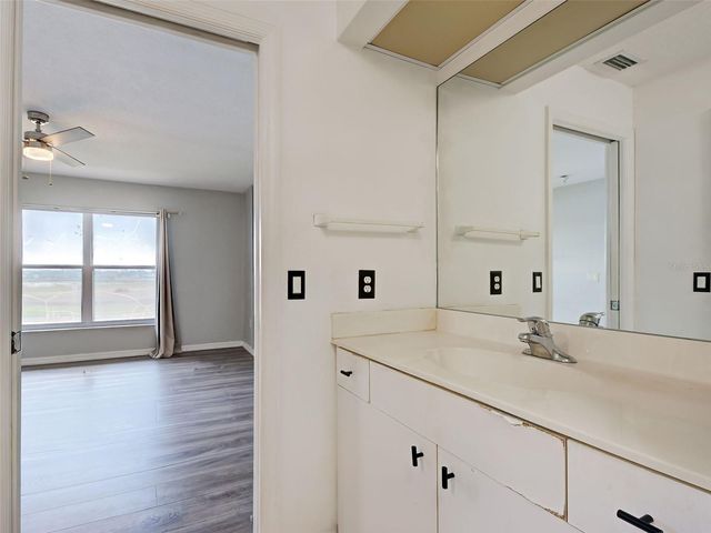 5800 SABAL TRACE DRIVE 606, North Port, FL 34287