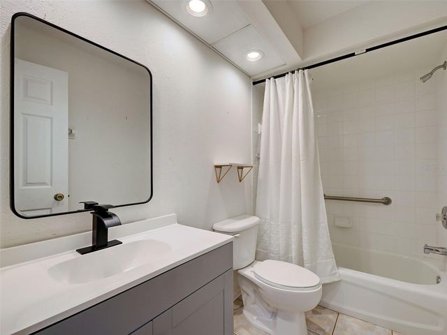 5800 SABAL TRACE DRIVE 606, North Port, FL 34287