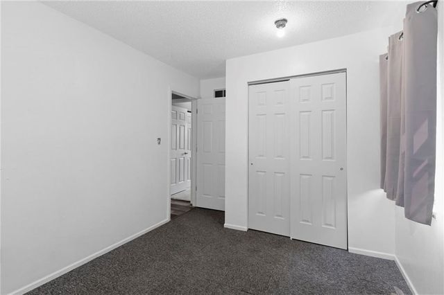 5212 NW Downing Street, Blue Springs, MO 64015