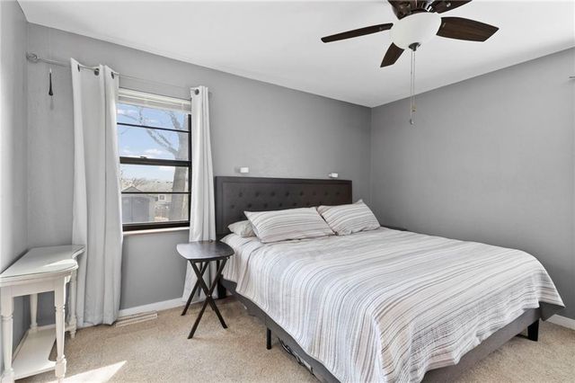 5212 NW Downing Street, Blue Springs, MO 64015