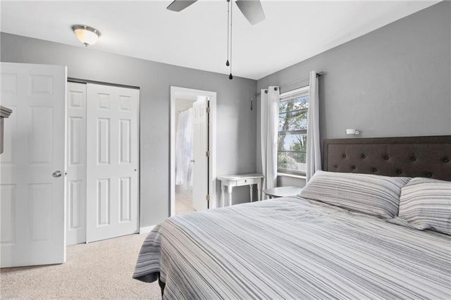 5212 NW Downing Street, Blue Springs, MO 64015