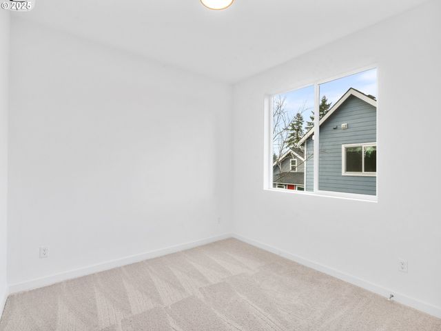 6443 Se 88th Ave, Portland, OR 97266