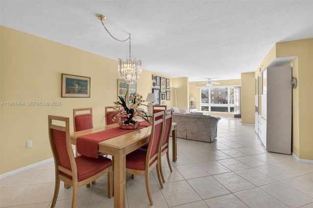 12540 Majesty Circle 208, Boynton Beach, FL 33437