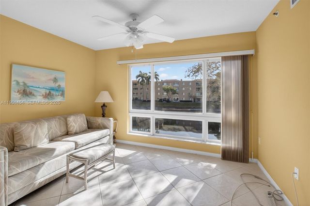12540 Majesty Circle 208, Boynton Beach, FL 33437