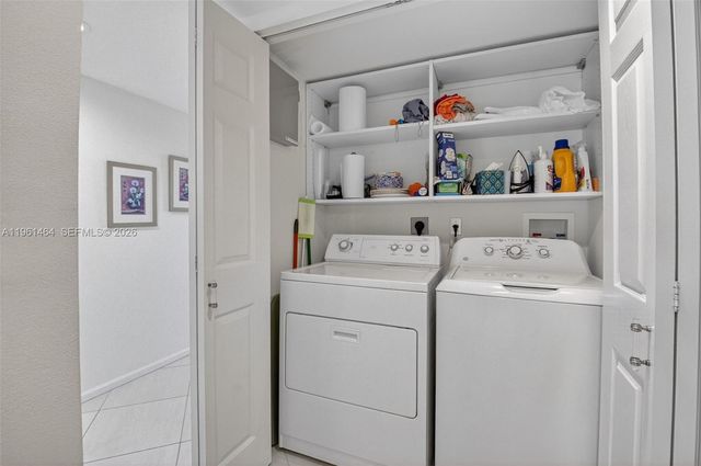 12540 Majesty Circle 208, Boynton Beach, FL 33437