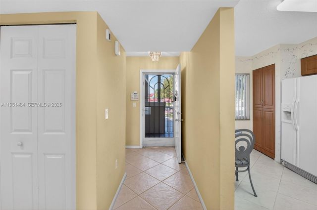 12540 Majesty Circle 208, Boynton Beach, FL 33437
