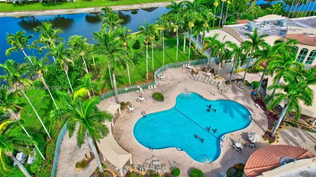 12540 Majesty Circle 208, Boynton Beach, FL 33437