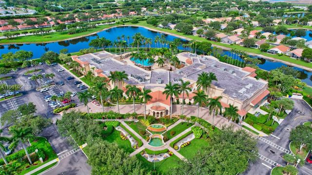 12540 Majesty Circle 208, Boynton Beach, FL 33437