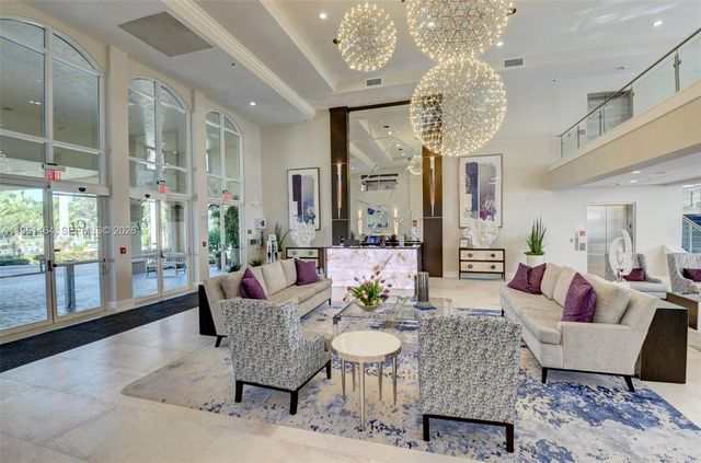 12540 Majesty Circle 208, Boynton Beach, FL 33437