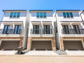 1276 N Post Oak Road B, Houston, TX 77055