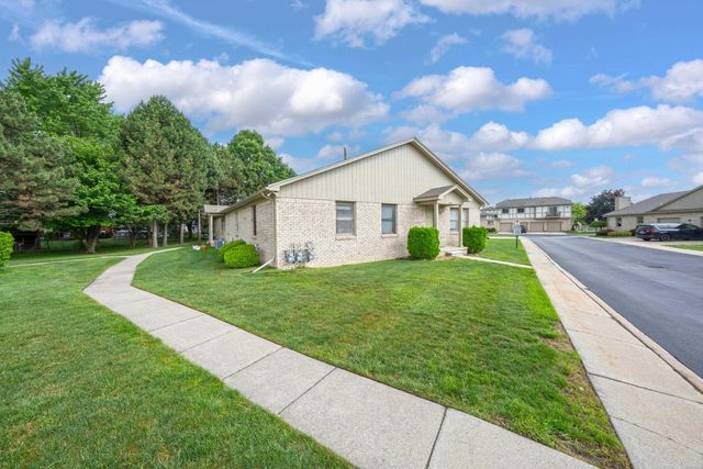 41933 King Edward Court, Clinton Twp, MI 48038