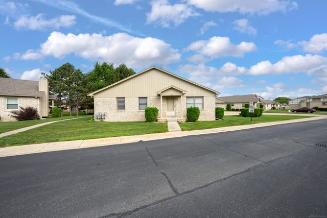 41933 King Edward Court, Clinton Twp, MI 48038