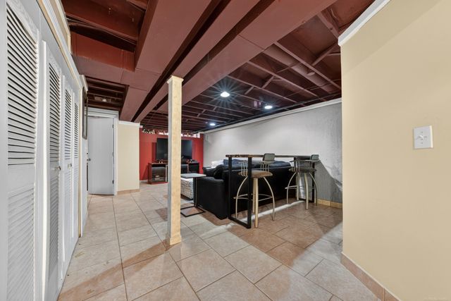 41933 King Edward Court, Clinton Twp, MI 48038
