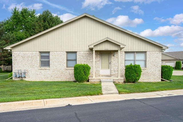 41933 King Edward Court, Clinton Twp, MI 48038