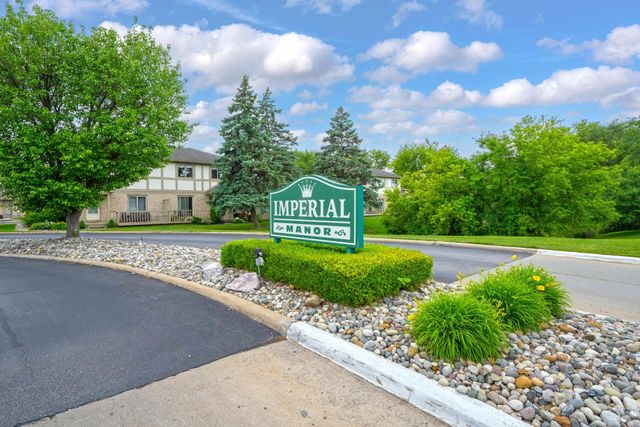 41933 King Edward Court, Clinton Twp, MI 48038