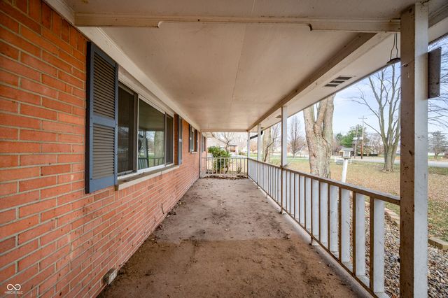 9443 N Michigan Road, Fairland, IN 46126