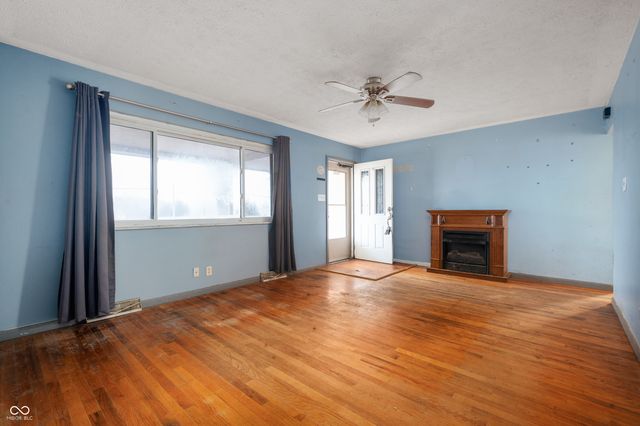 9443 N Michigan Road, Fairland, IN 46126