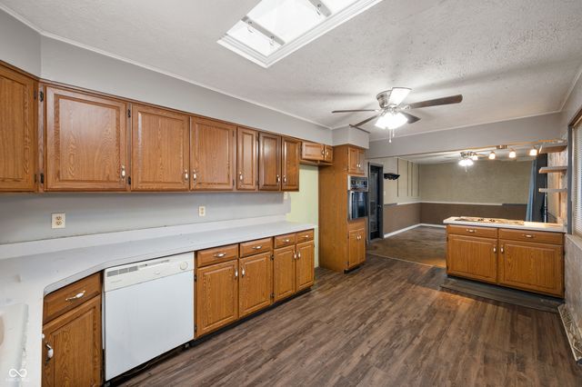 9443 N Michigan Road, Fairland, IN 46126