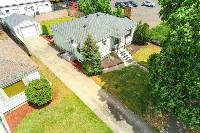 211 E Hoffman Ave, Spokane, WA 99207